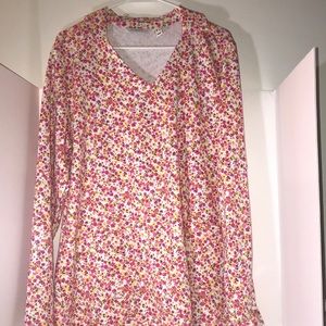 lsaac Mizrahi long sleeve top size large v neck collar pocket front pink ye…